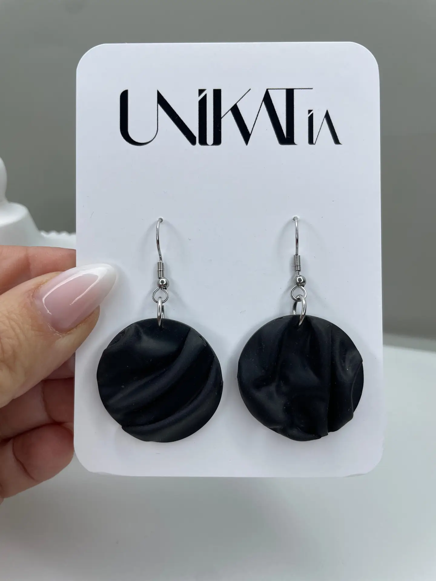 Black Ohrring